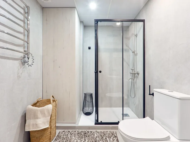 Fully Renovated 2-Bedroom Apartment for Sale in Conjunto Casaño – Nueva Andalucía