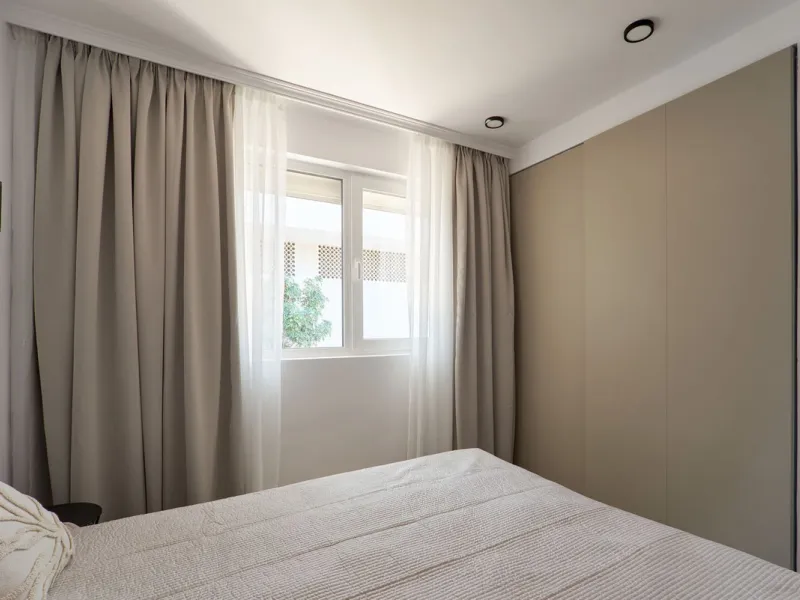 Fully Renovated 2-Bedroom Apartment for Sale in Conjunto Casaño – Nueva Andalucía