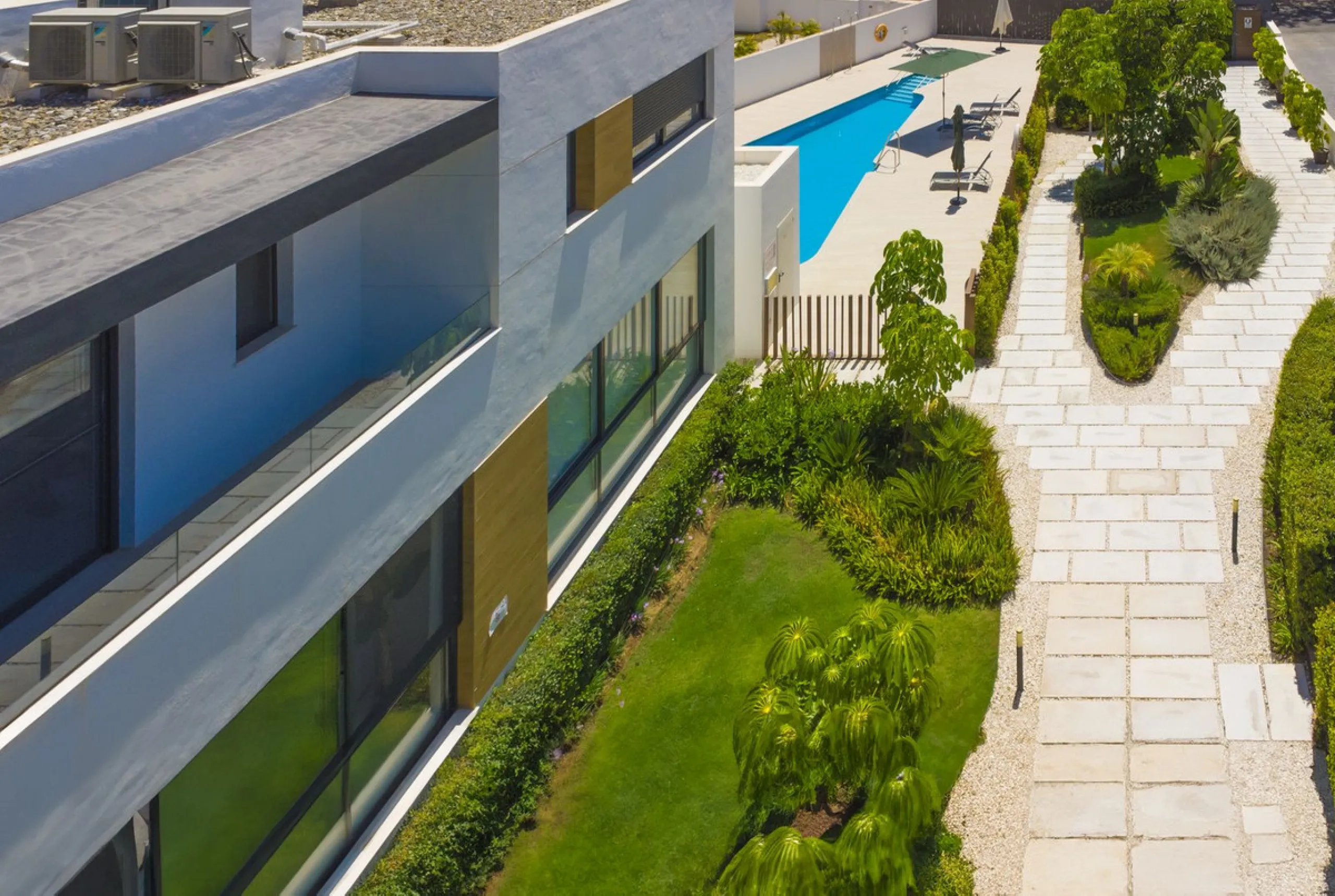 Magnificent 4-bedroom corner semi-detached villa in Marein Village, Los Naranjos, Marbella!