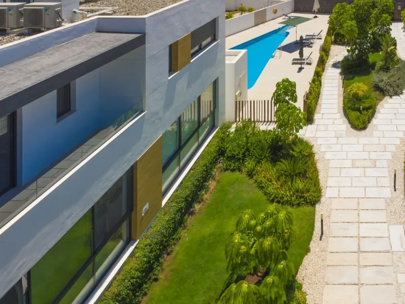 Magnificent 4-bedroom corner semi-detached villa in Marein Village, Los Naranjos, Marbella!