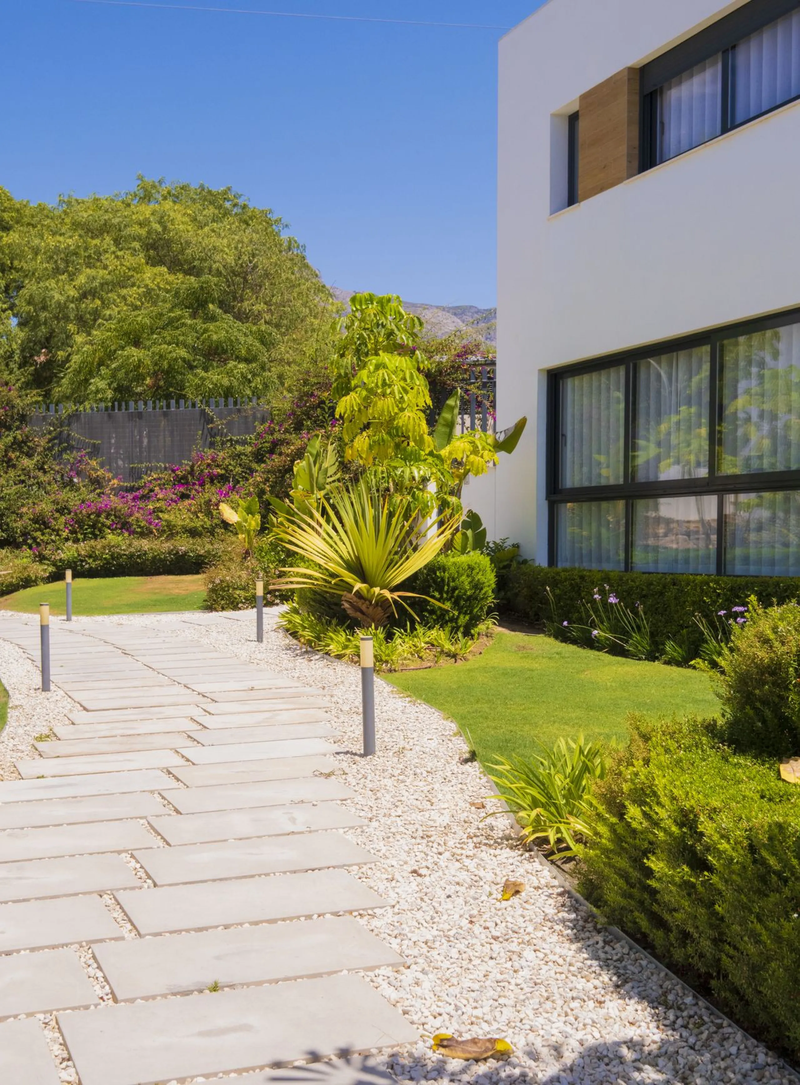 Magnificent 4-bedroom corner semi-detached villa in Marein Village, Los Naranjos, Marbella!