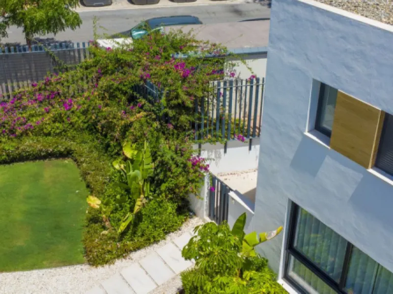 Magnificent 4-bedroom corner semi-detached villa in Marein Village, Los Naranjos, Marbella!