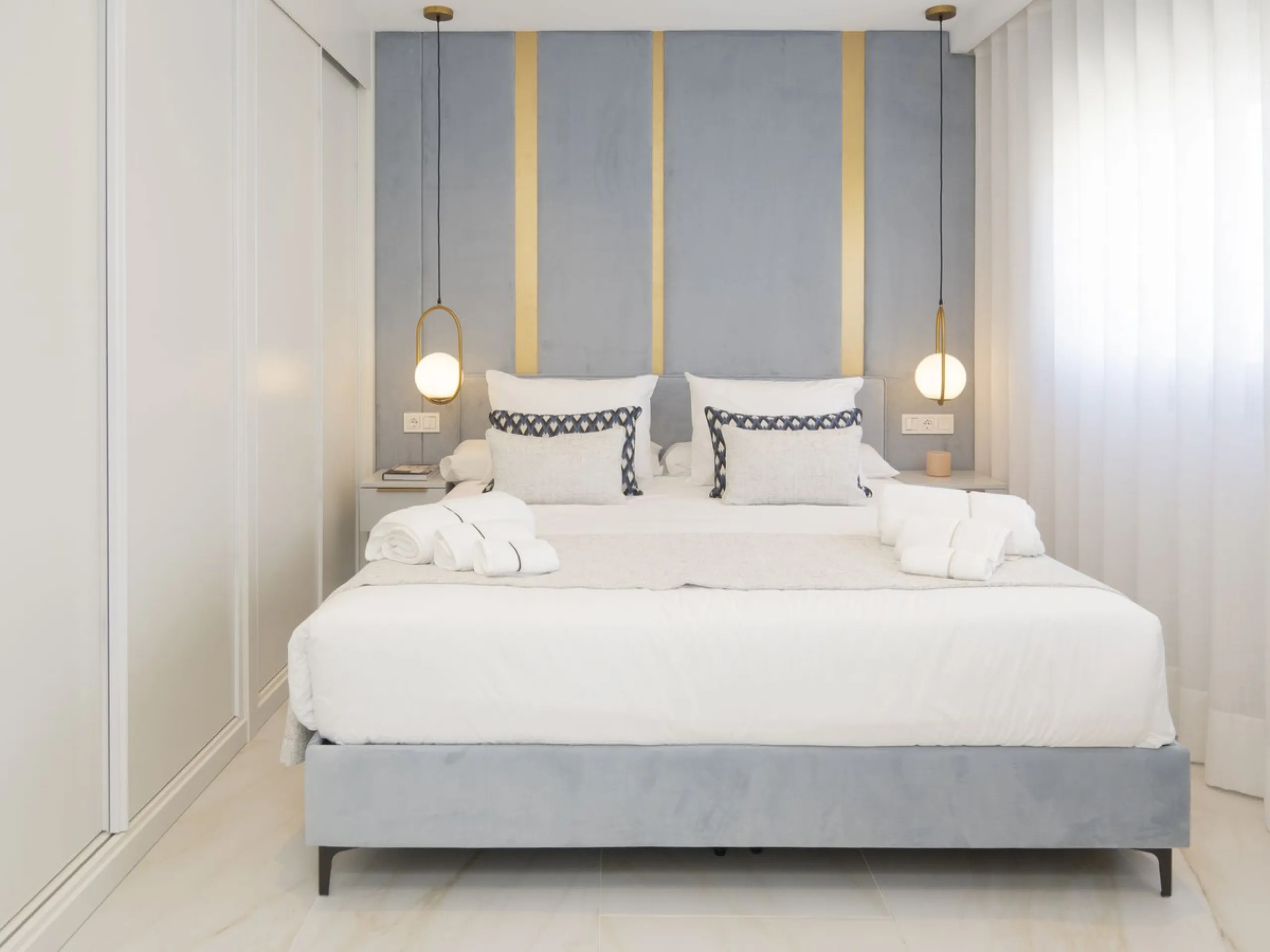 Magnificent 4-bedroom corner semi-detached villa in Marein Village, Los Naranjos, Marbella!
