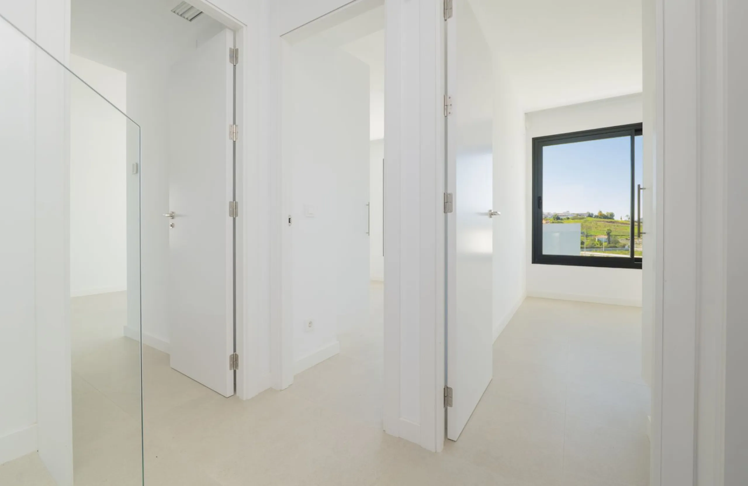Magnificent high-end semi-detached villa located in the Serene Atalaya development, Estepona, Málaga, set within one of the most prestigious and sought-after residential areas of the Costa del Sol. The New Golden Mile has established itself as a benchmark