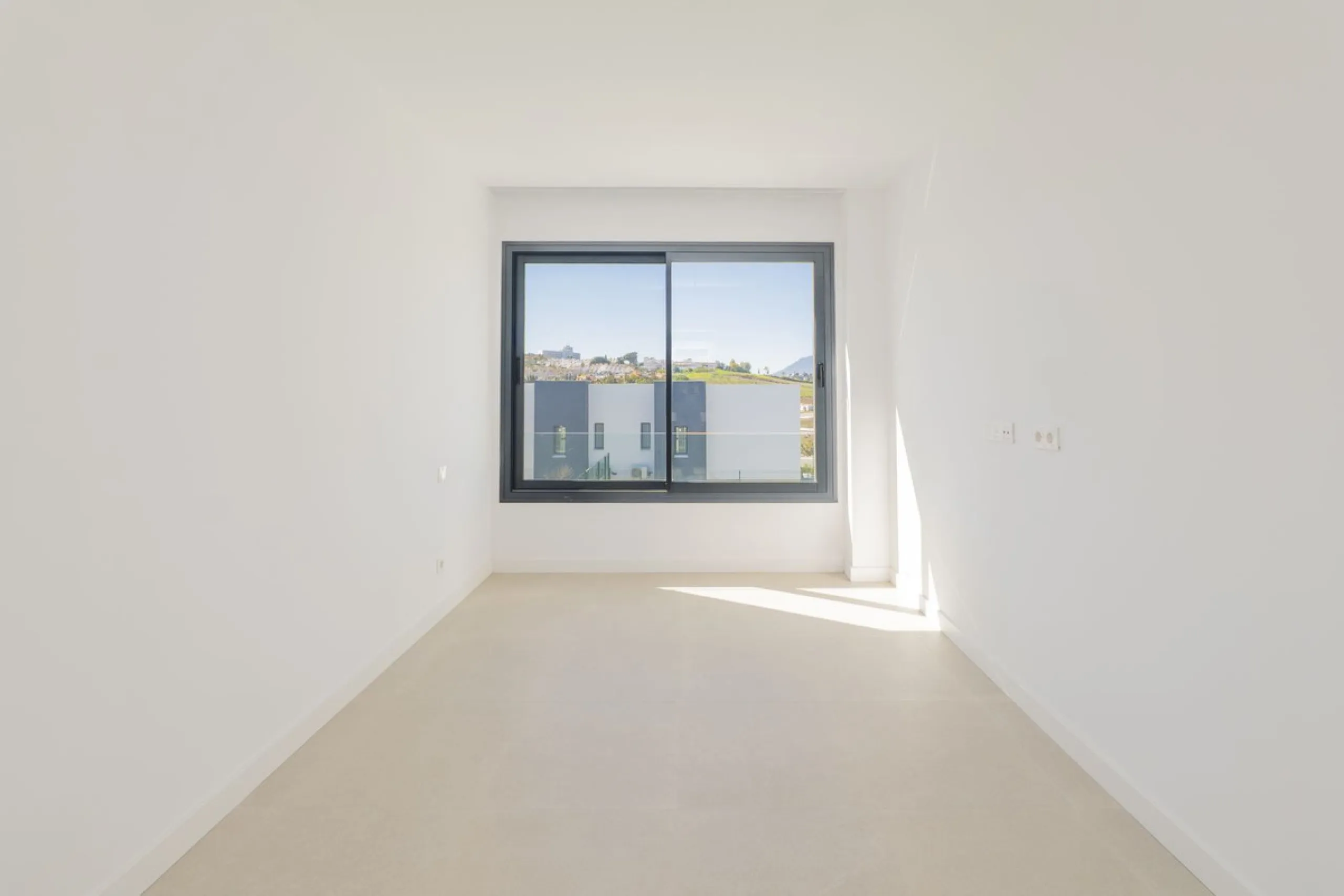 Magnificent high-end semi-detached villa located in the Serene Atalaya development, Estepona, Málaga, set within one of the most prestigious and sought-after residential areas of the Costa del Sol. The New Golden Mile has established itself as a benchmark