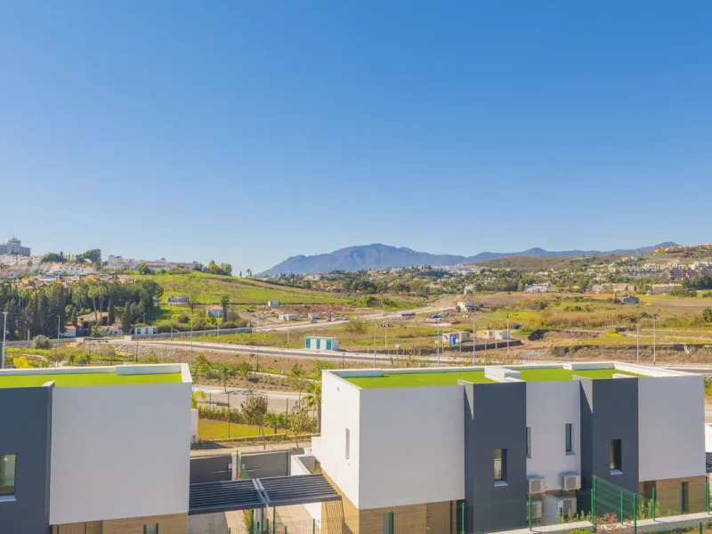 Magnificent high-end semi-detached villa located in the Serene Atalaya development, Estepona, Málaga, set within one of the most prestigious and sought-after residential areas of the Costa del Sol. The New Golden Mile has established itself as a benchmark