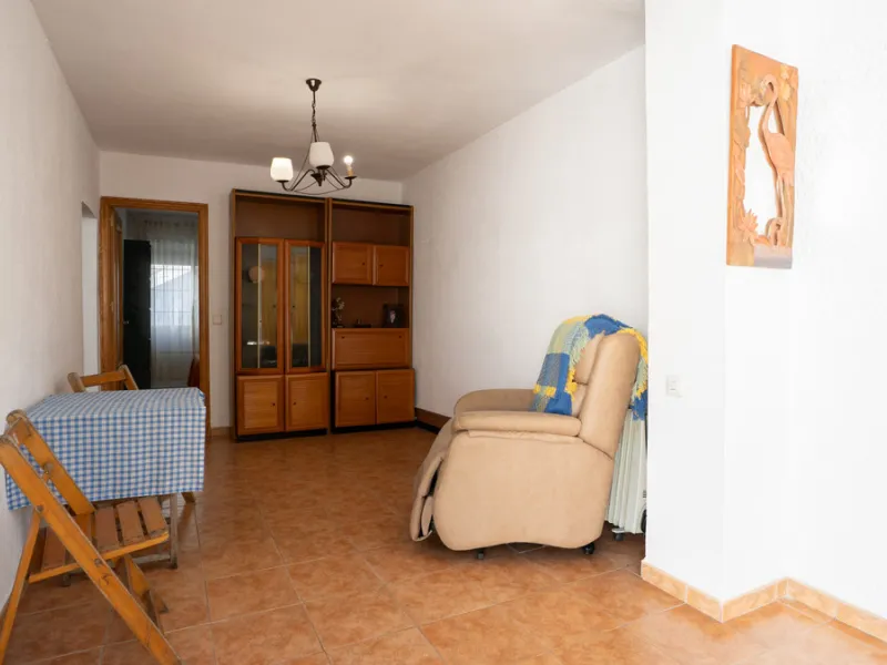 This delightful finca presents a rare opportunity for those seeking a charming retreat on the Costa del Sol. With its inviting atmosphere and potential for personalisation, this property is perfect for buyers looking to create their own haven in a sought-