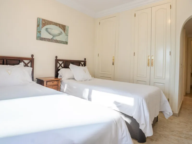 Apartment - Penthouse в продаже в Marbella, Málaga. В доме 2 спален и 2 ванных комнат. Площадь дома 200 м²