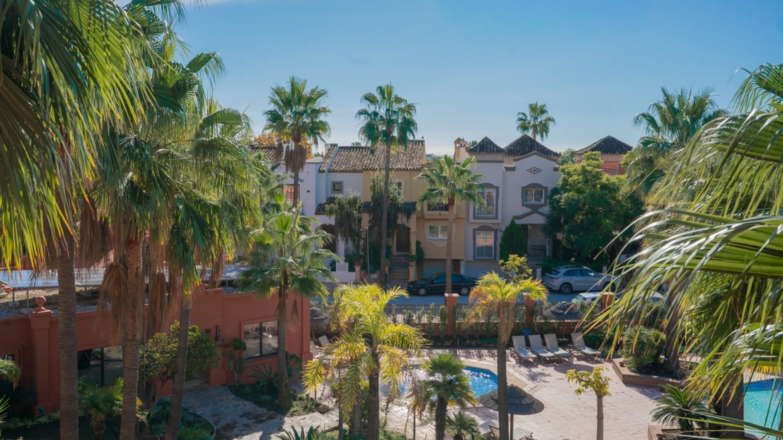 Apartment - Penthouse в продаже в Marbella, Málaga. В доме 2 спален и 2 ванных комнат. Площадь дома 200 м²