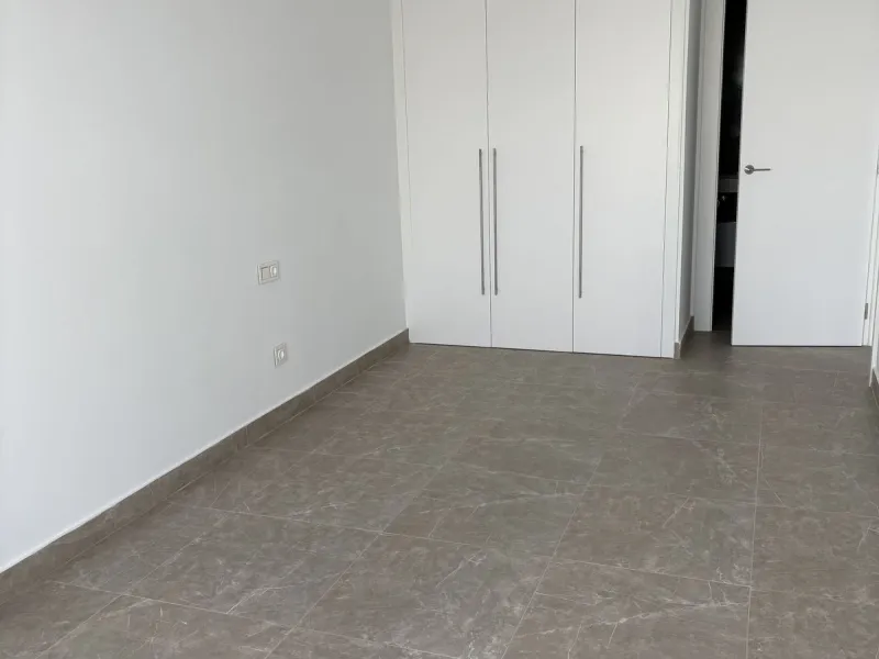 Apartment - Ground Floor Apartment в продаже в Estepona, Málaga. В доме 2 спален и 2 ванных комнат. Площадь дома 110 м²