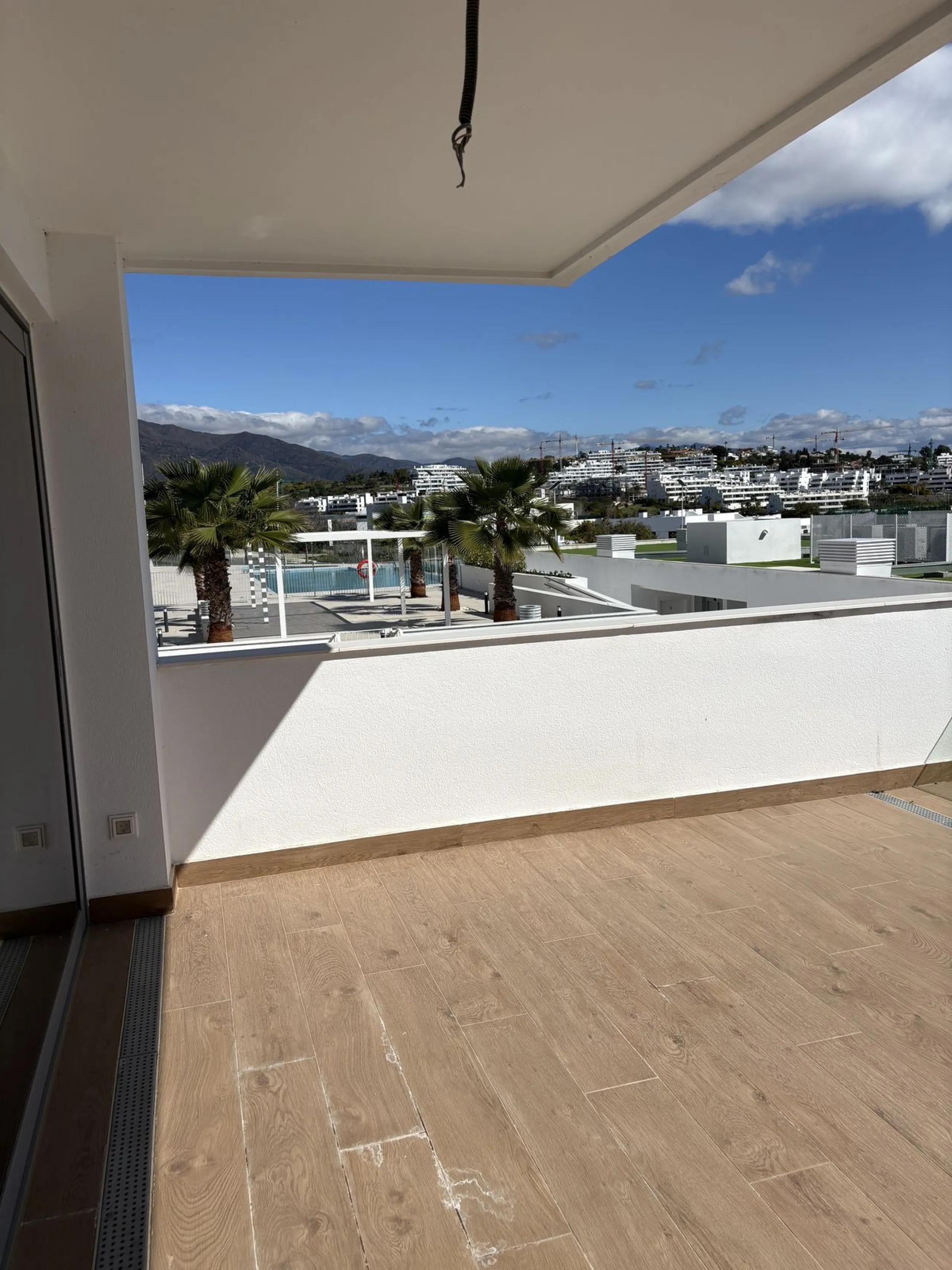 Apartment - Ground Floor Apartment в продаже в Estepona, Málaga. В доме 2 спален и 2 ванных комнат. Площадь дома 110 м²