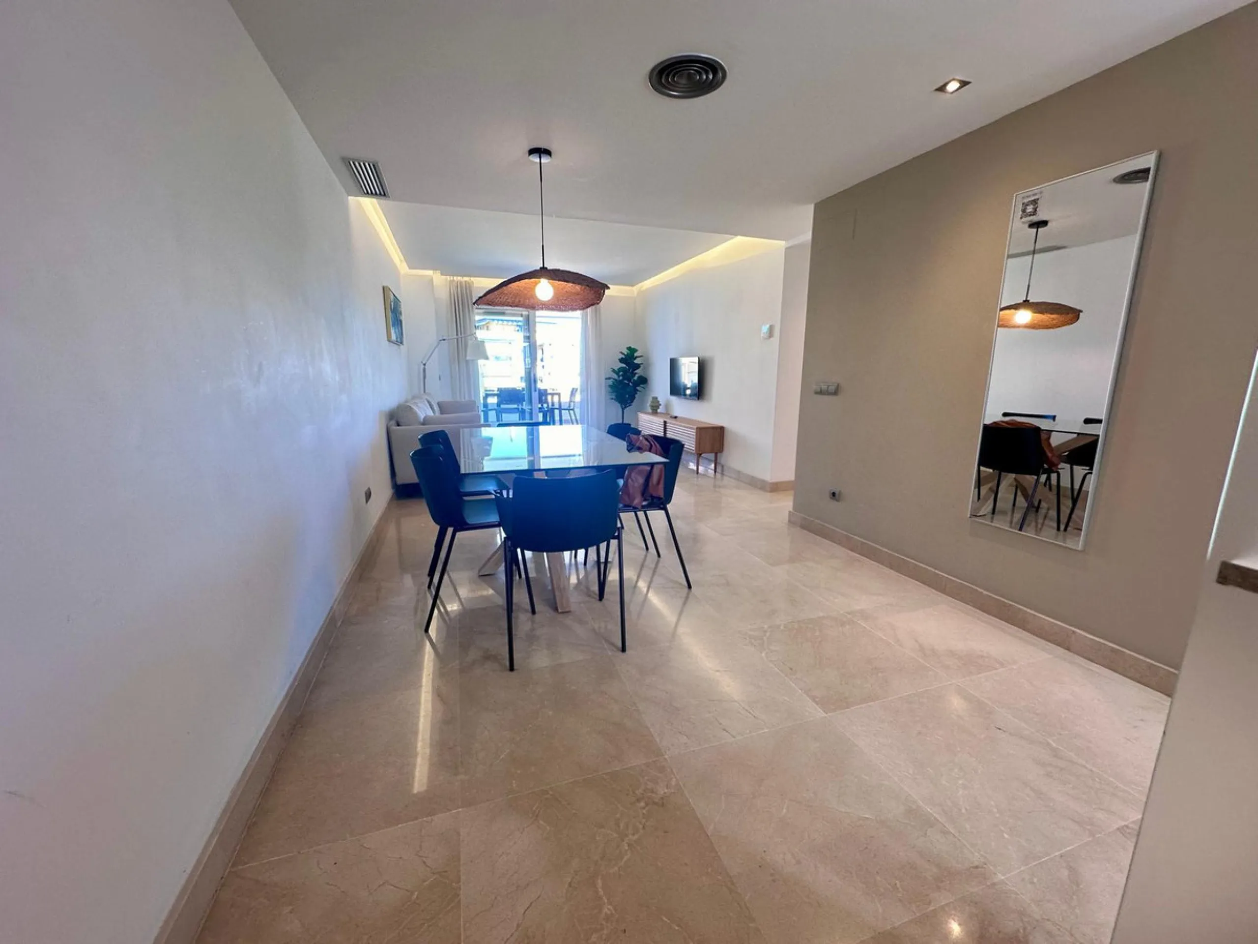 Bright 3-bedroom apartment in the heart of san pedro de alcántara