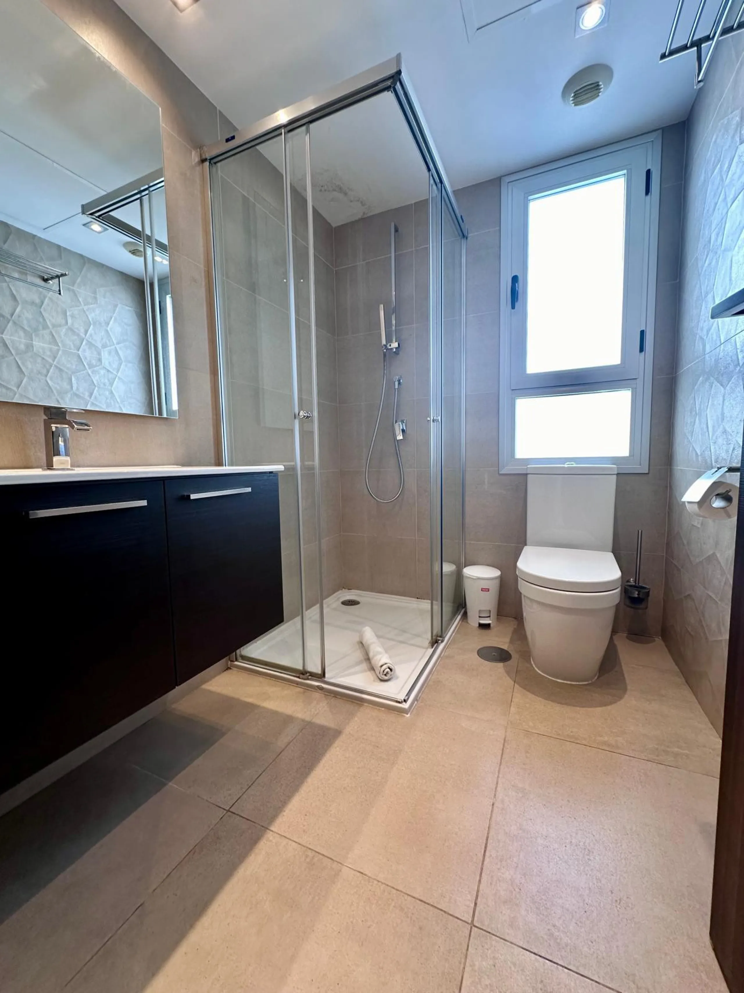 Bright 3-bedroom apartment in the heart of san pedro de alcántara