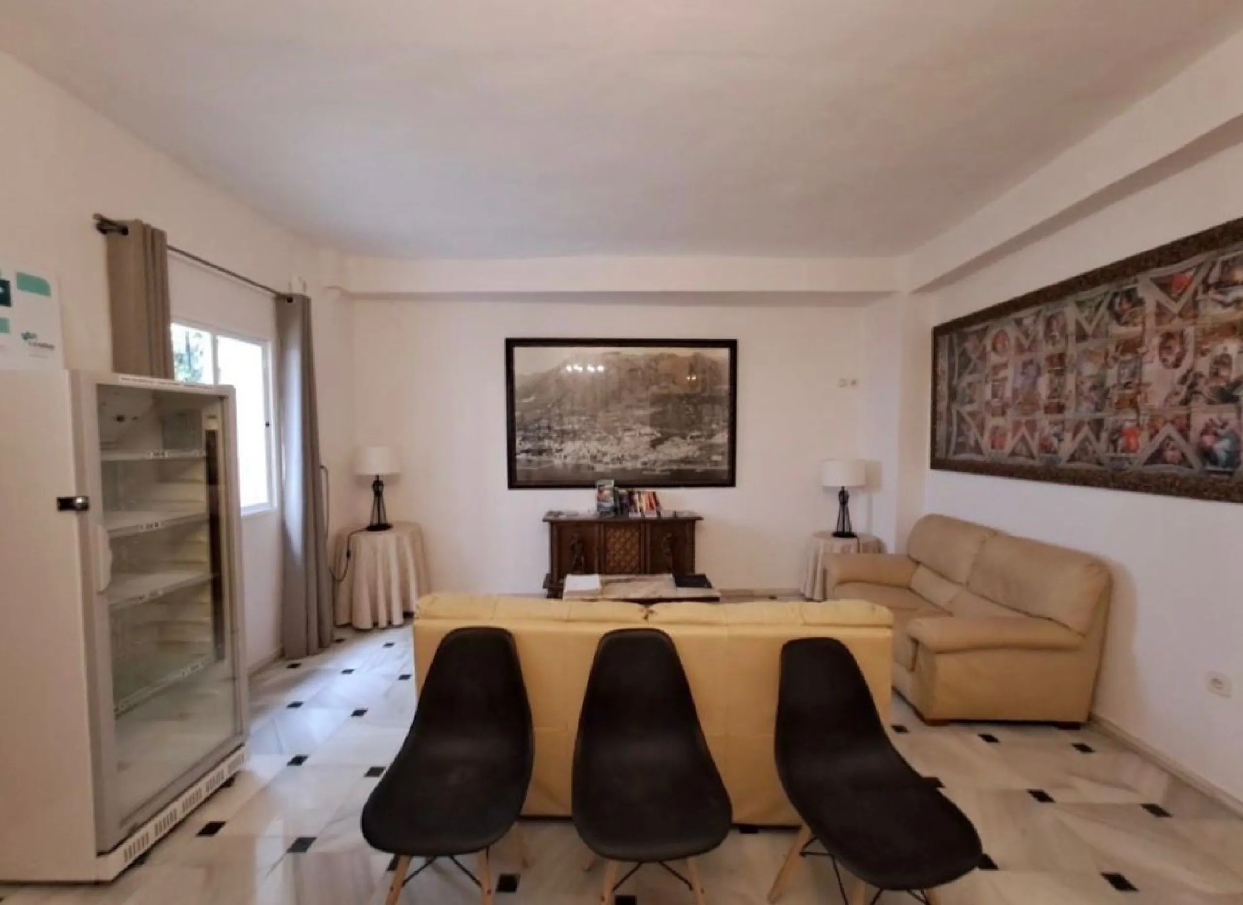 Commercial - Hotel в продаже в Marbella, Málaga. Площадь дома 1018 м²