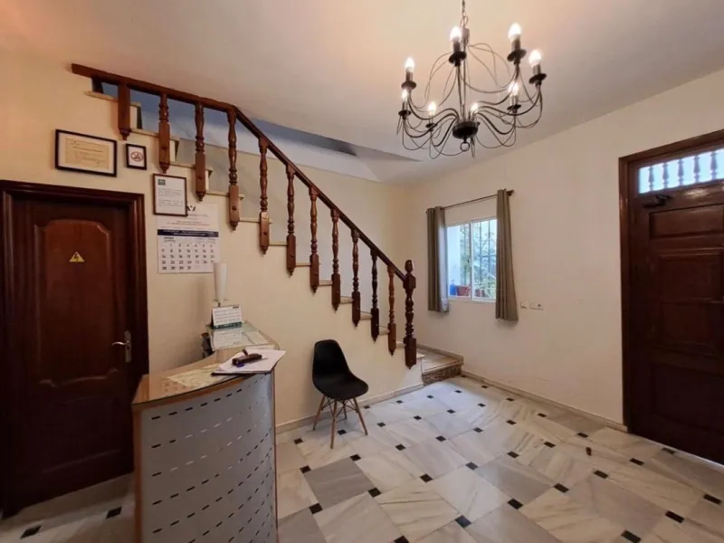 Commercial - Hotel в продаже в Marbella, Málaga. Площадь дома 1018 м²