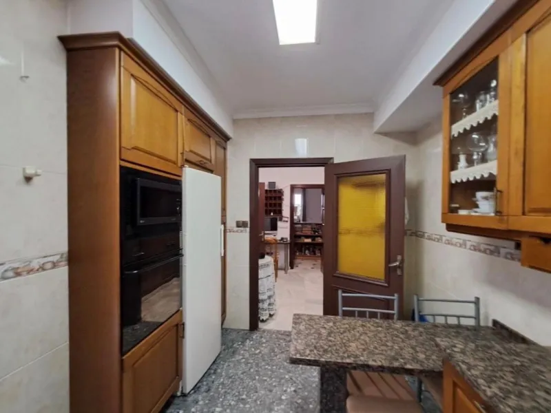 Commercial - Hotel в продаже в Marbella, Málaga. Площадь дома 1018 м²