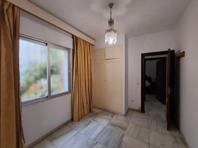 Commercial - Hotel в продаже в Marbella, Málaga. Площадь дома 1018 м²