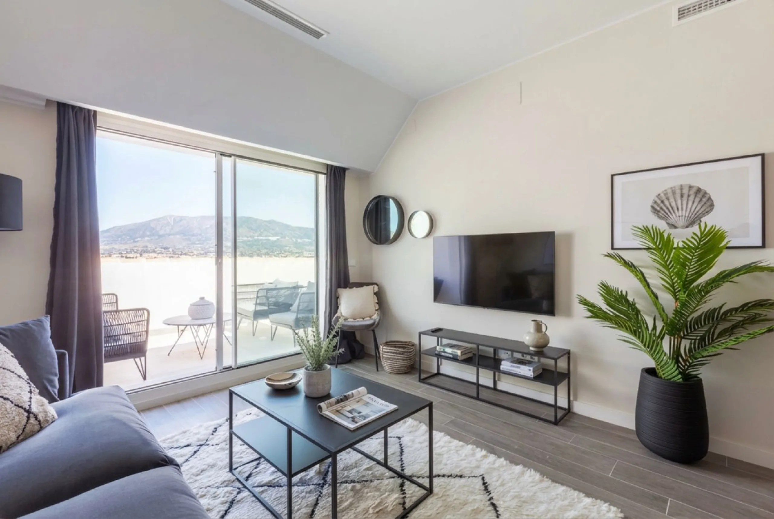 Licensed Investment Apartment with Sea Views | Fuengirola
