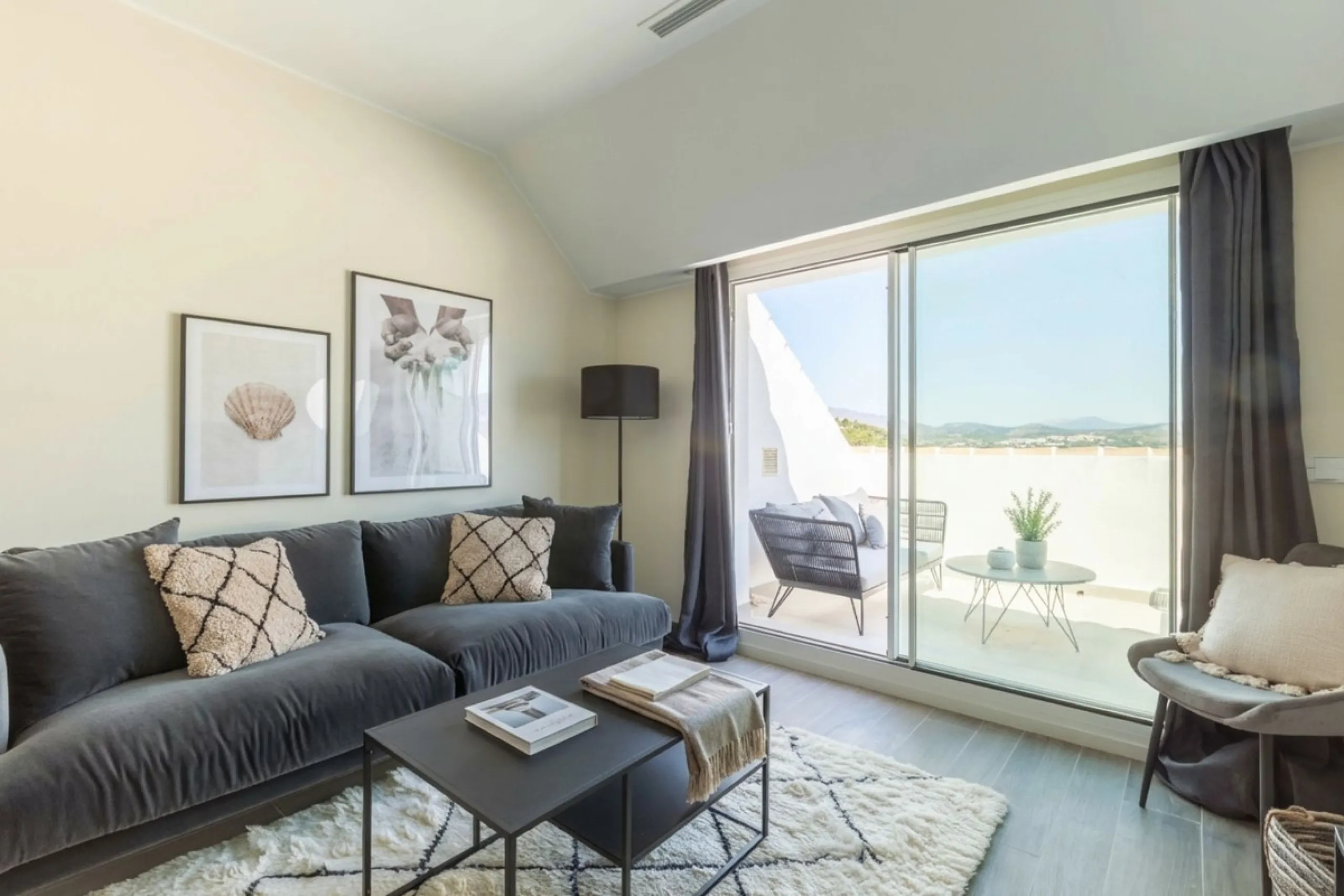 Licensed Investment Apartment with Sea Views | Fuengirola