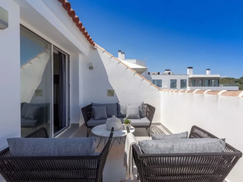 Licensed Investment Apartment with Sea Views | Fuengirola