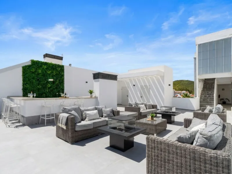 Licensed Investment Apartment with Sea Views | Fuengirola