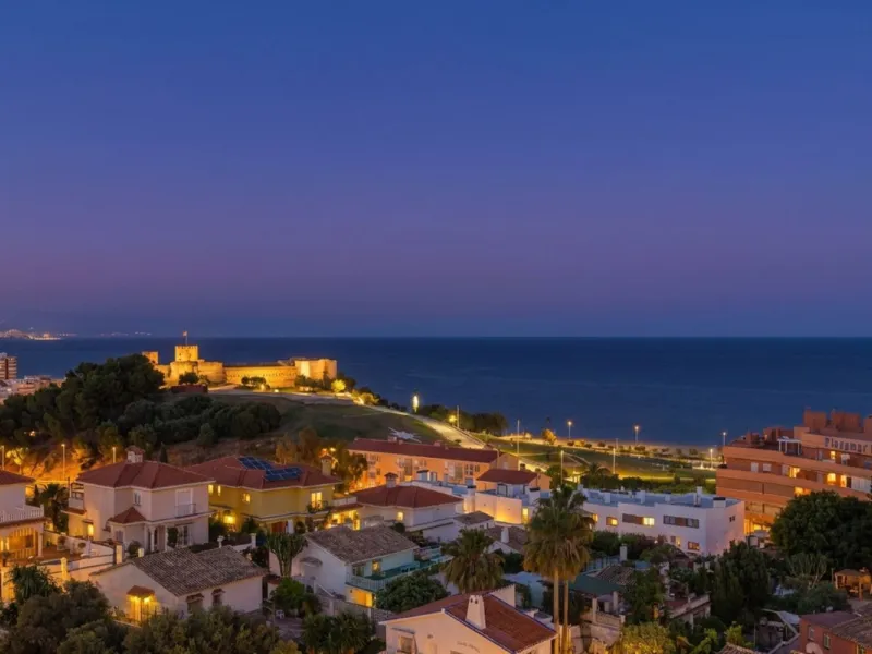 Licensed Investment Apartment with Sea Views | Fuengirola