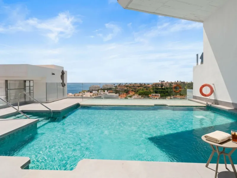 Licensed Investment Apartment with Sea Views | Fuengirola