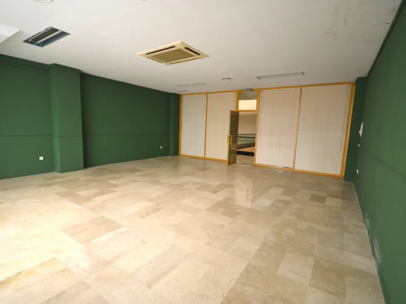 Commercial - Office в продаже в Marbella, Málaga. Площадь дома 70 м²