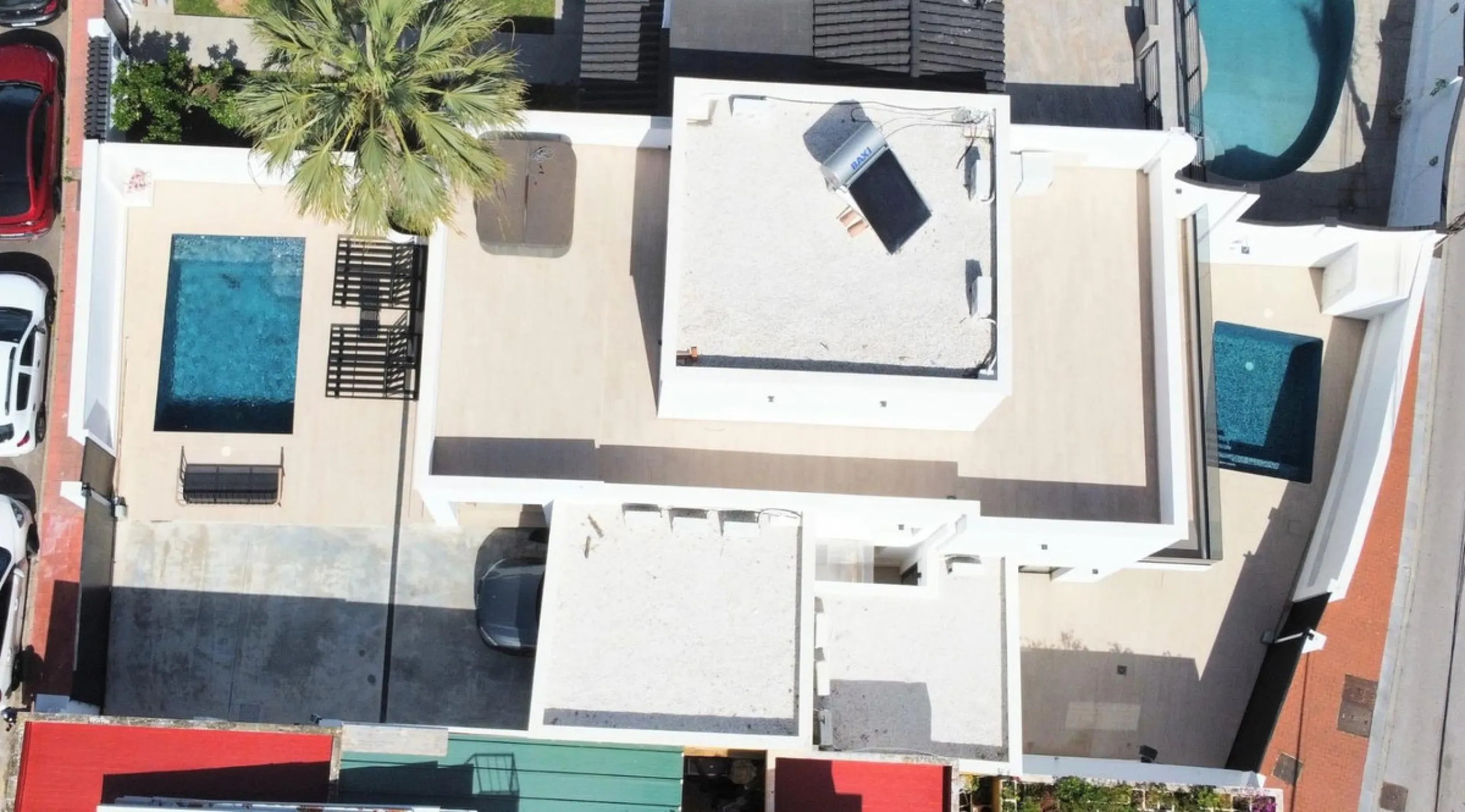 Luxury Villa and Apartment for Sale – practically two villas, each with its own private pool and parking. Exclusive Investment Just Steps from the Sea.