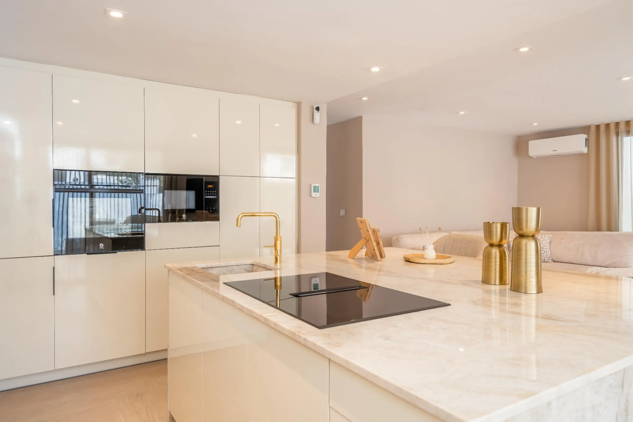 Luxury Villa and Apartment for Sale – practically two villas, each with its own private pool and parking. Exclusive Investment Just Steps from the Sea.