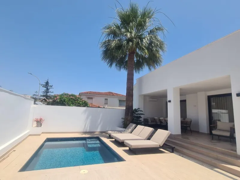 Luxury Villa and Apartment for Sale – practically two villas, each with its own private pool and parking. Exclusive Investment Just Steps from the Sea.