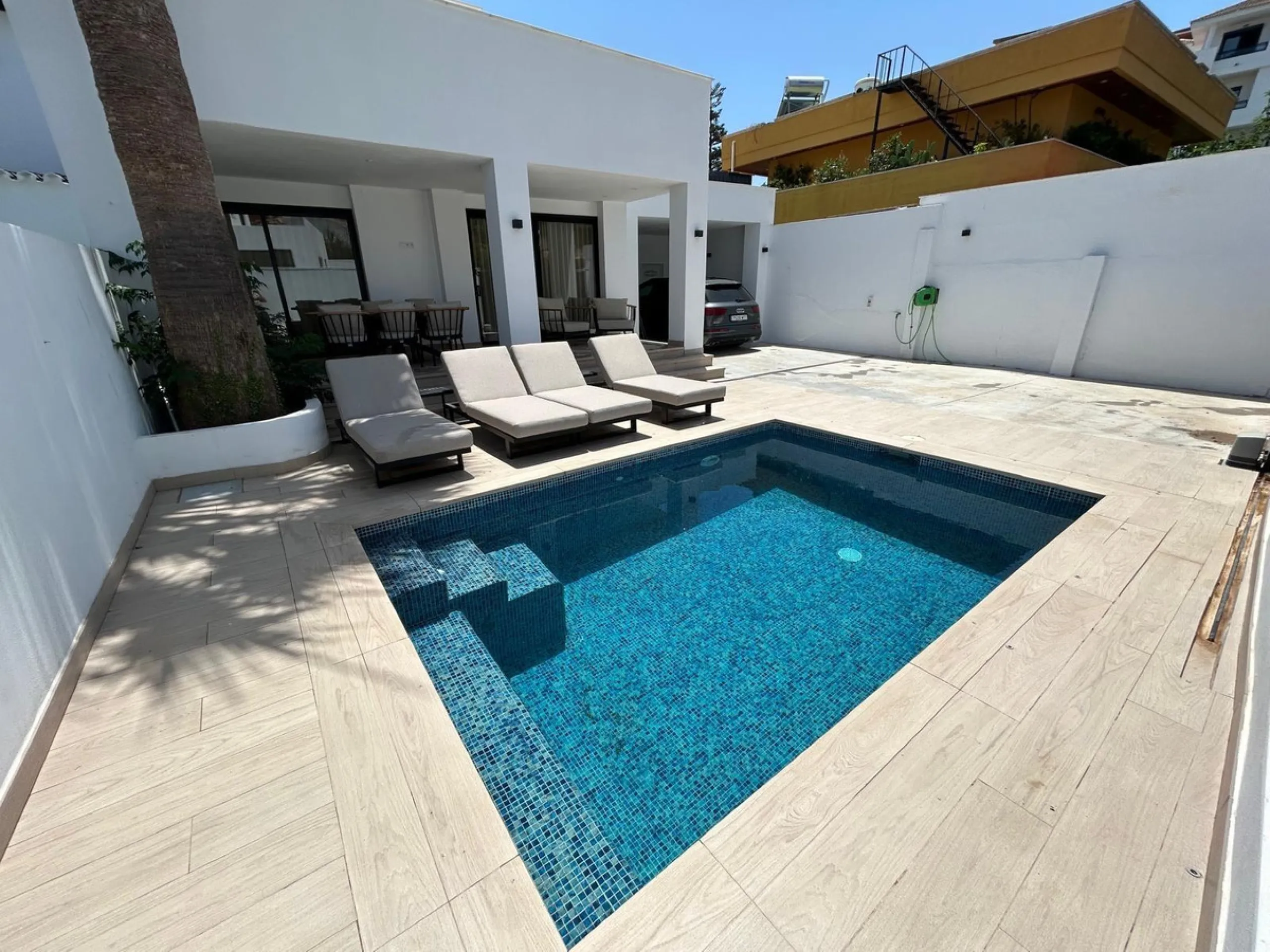 Luxury Villa and Apartment for Sale – practically two villas, each with its own private pool and parking. Exclusive Investment Just Steps from the Sea.