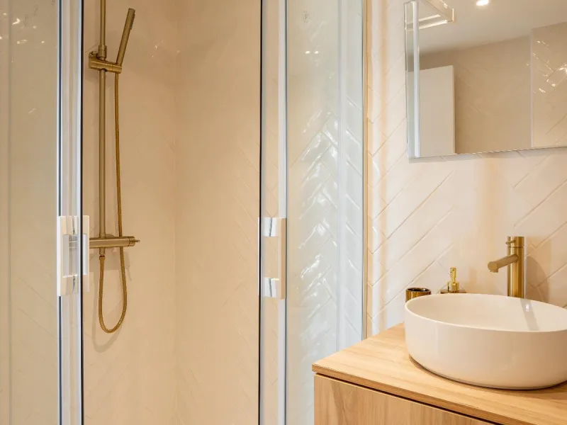 Luxury Villa and Apartment for Sale – practically two villas, each with its own private pool and parking. Exclusive Investment Just Steps from the Sea.