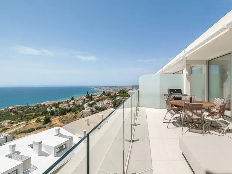 Spectacular Duplex Penthouse with Panoramic Sea Views in Exclusive Stupa Hills, Benalmádena
