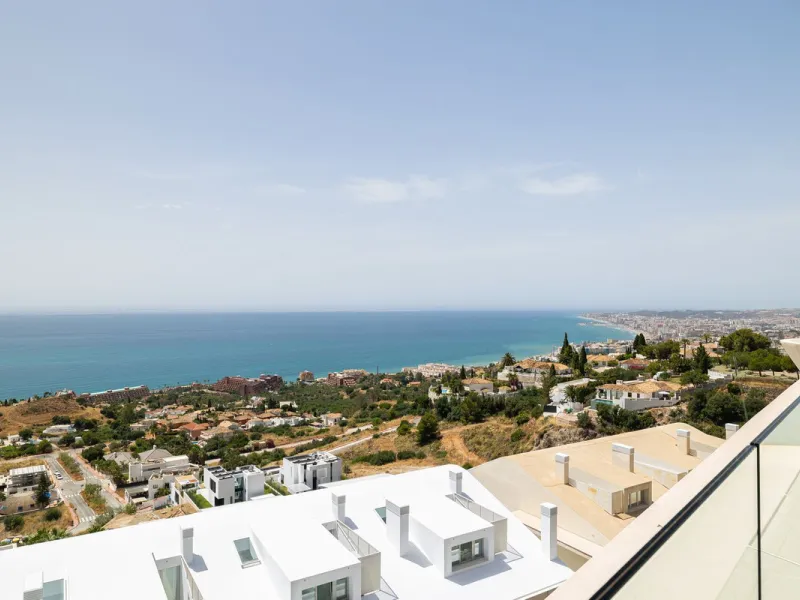 Spectacular Duplex Penthouse with Panoramic Sea Views in Exclusive Stupa Hills, Benalmádena