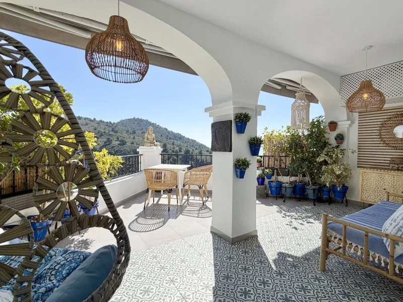EXCLUSIVE to Nerja Properties - Set on the peaceful edge of the whitewashed village of Frigiliana, this beautifully maintained duplex apartment offers a rare blend of tranquillity, space, and spectacular scenery. A much-loved family home for many years, t