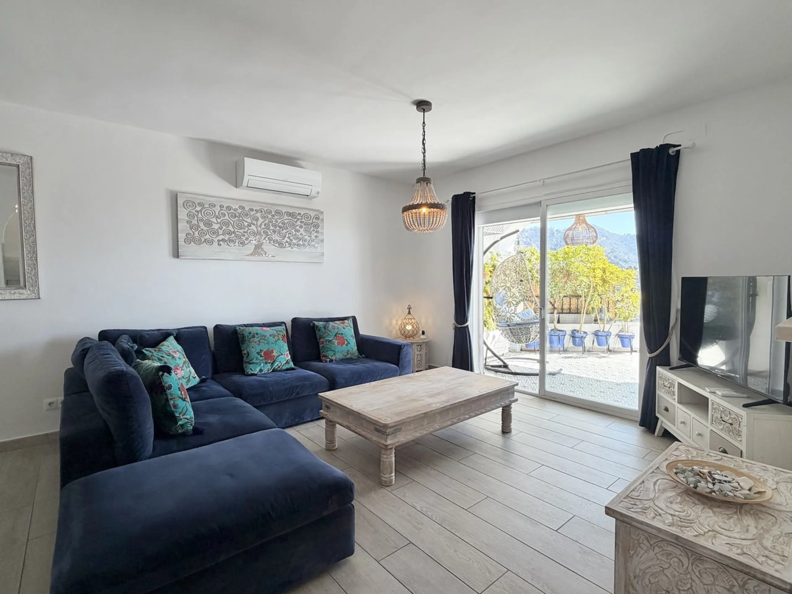EXCLUSIVE to Nerja Properties - Set on the peaceful edge of the whitewashed village of Frigiliana, this beautifully maintained duplex apartment offers a rare blend of tranquillity, space, and spectacular scenery. A much-loved family home for many years, t