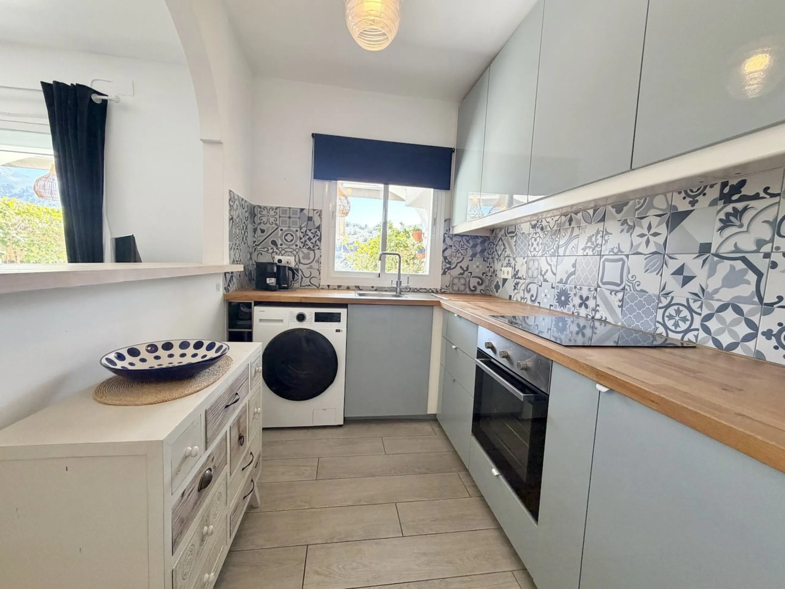 EXCLUSIVE to Nerja Properties - Set on the peaceful edge of the whitewashed village of Frigiliana, this beautifully maintained duplex apartment offers a rare blend of tranquillity, space, and spectacular scenery. A much-loved family home for many years, t