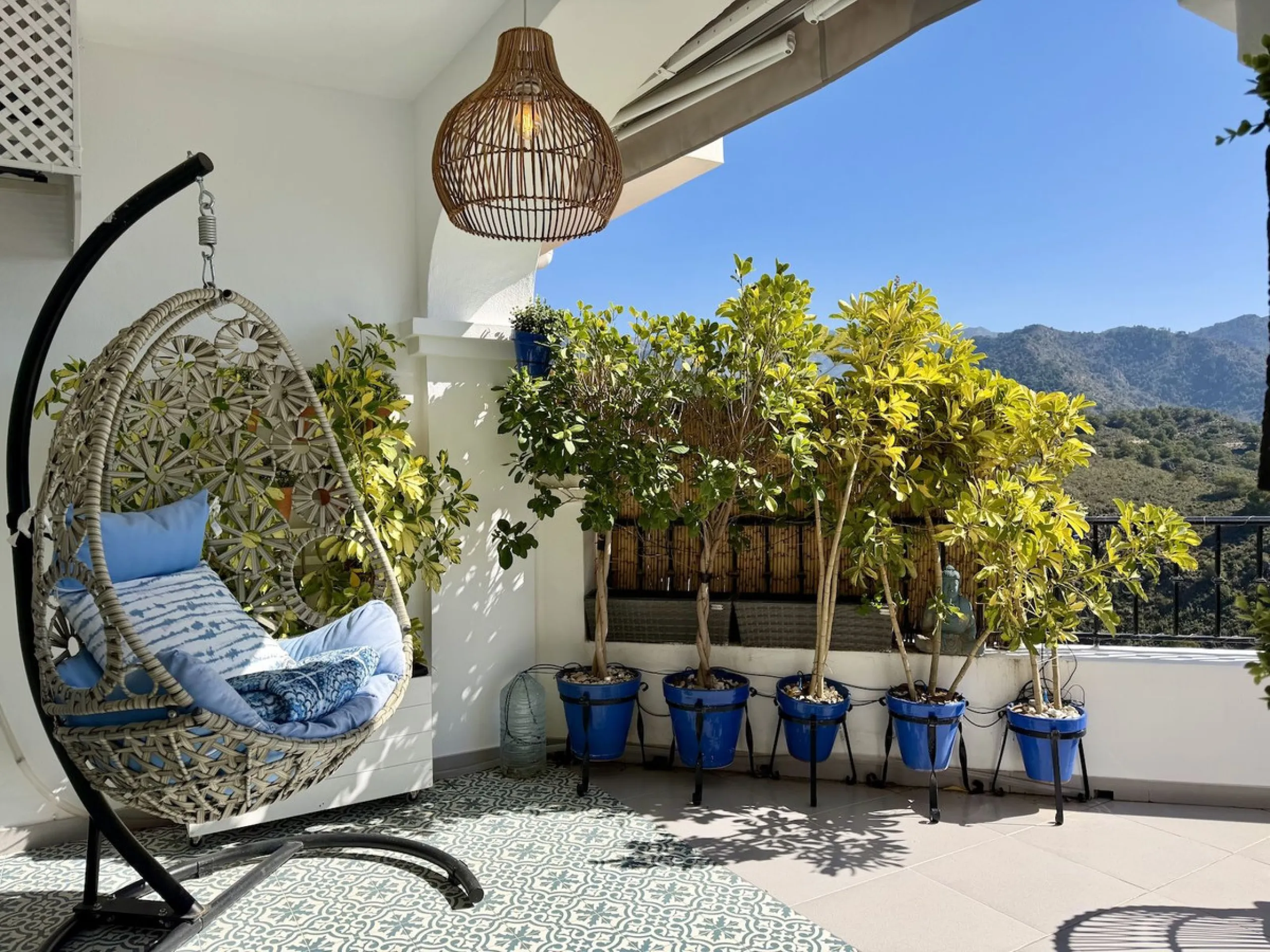 EXCLUSIVE to Nerja Properties - Set on the peaceful edge of the whitewashed village of Frigiliana, this beautifully maintained duplex apartment offers a rare blend of tranquillity, space, and spectacular scenery. A much-loved family home for many years, t