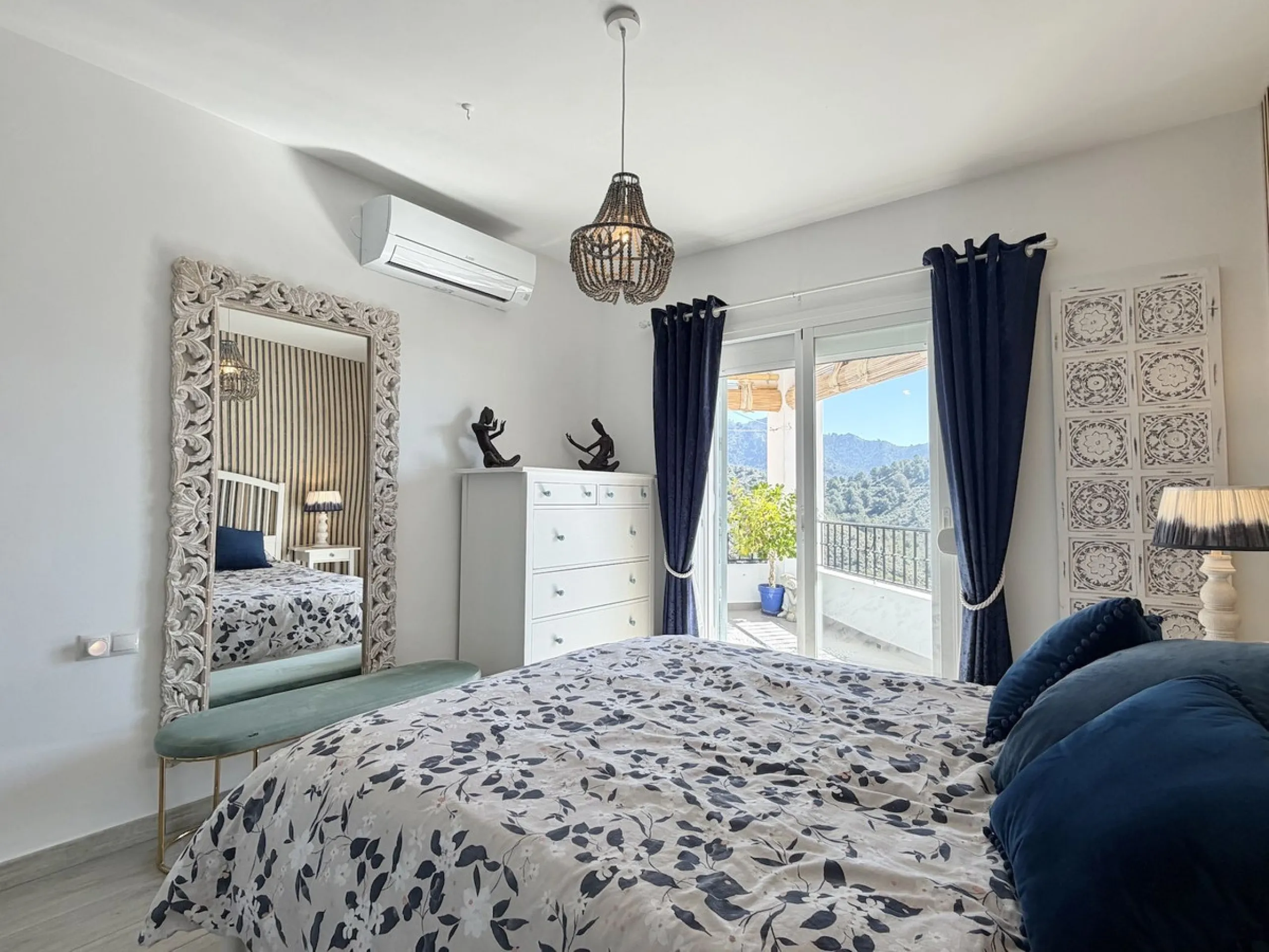 EXCLUSIVE to Nerja Properties - Set on the peaceful edge of the whitewashed village of Frigiliana, this beautifully maintained duplex apartment offers a rare blend of tranquillity, space, and spectacular scenery. A much-loved family home for many years, t