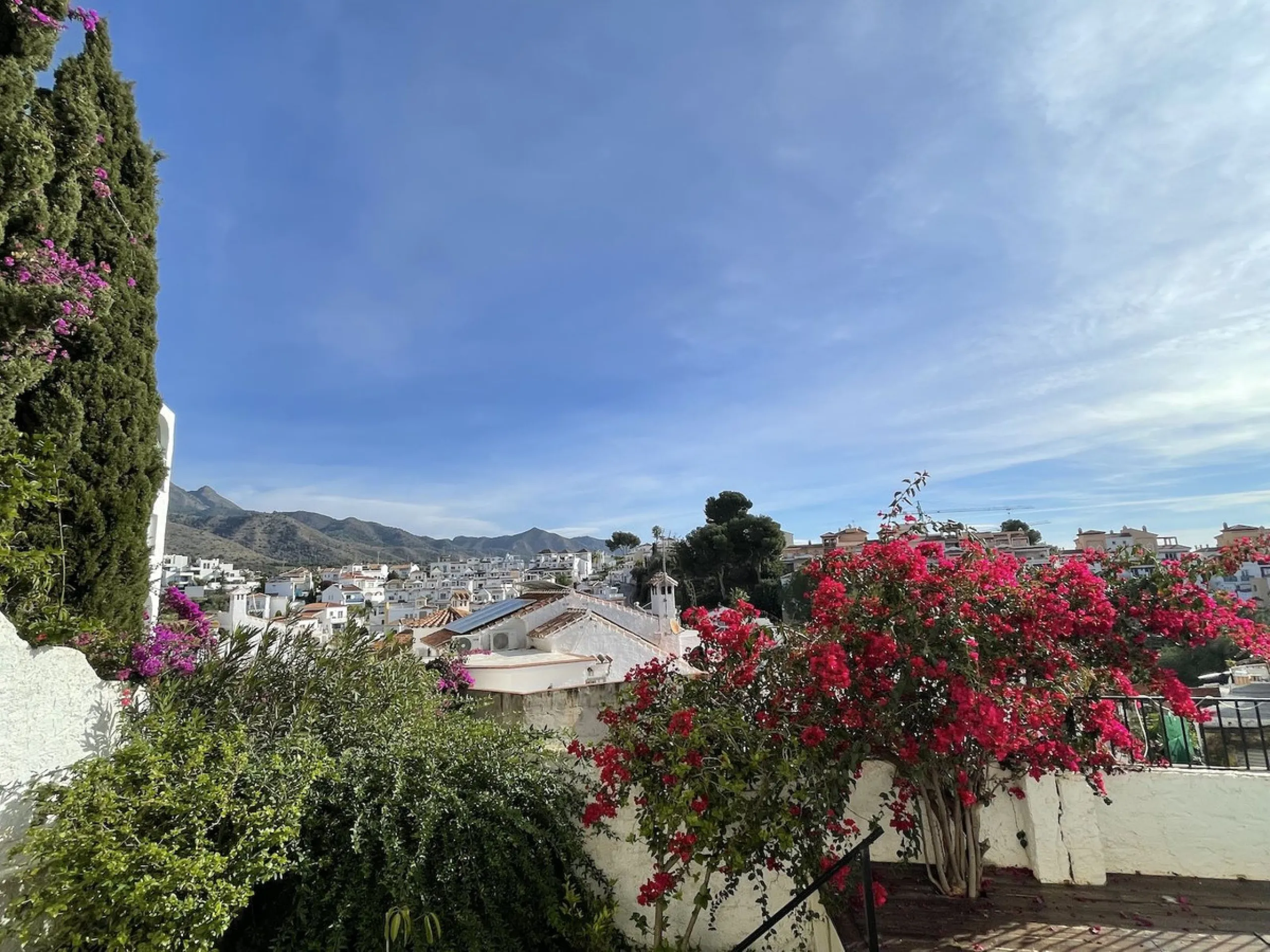 Lovely four bedroom, three bathroom villa built over three floors. Upon entering the main house, there is a spacious open plan kitchen and living room with fireplace, with a separate WC, an East facing balcony and a South facing terrace. The stairs lead t