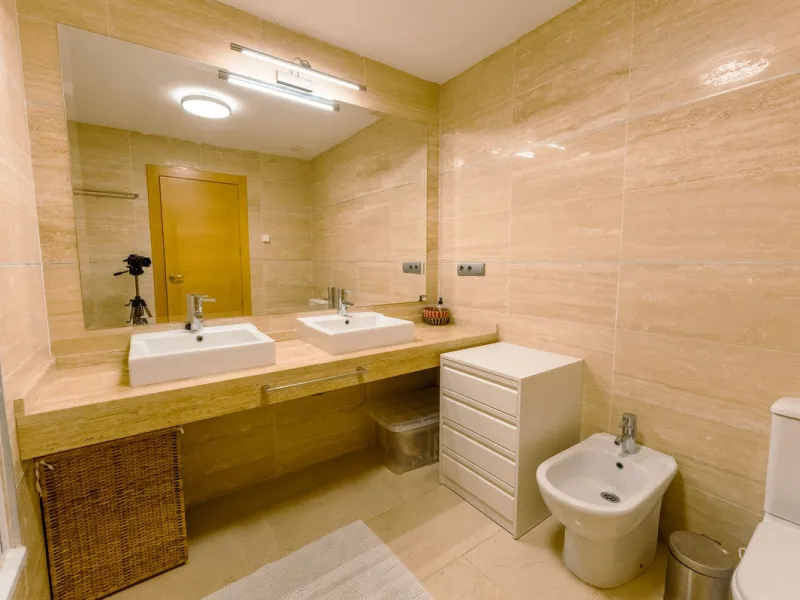 Apartment - Middle Floor Apartment в продаже в Estepona, Málaga. В доме 2 спален и 2 ванных комнат. Площадь дома 120 м²