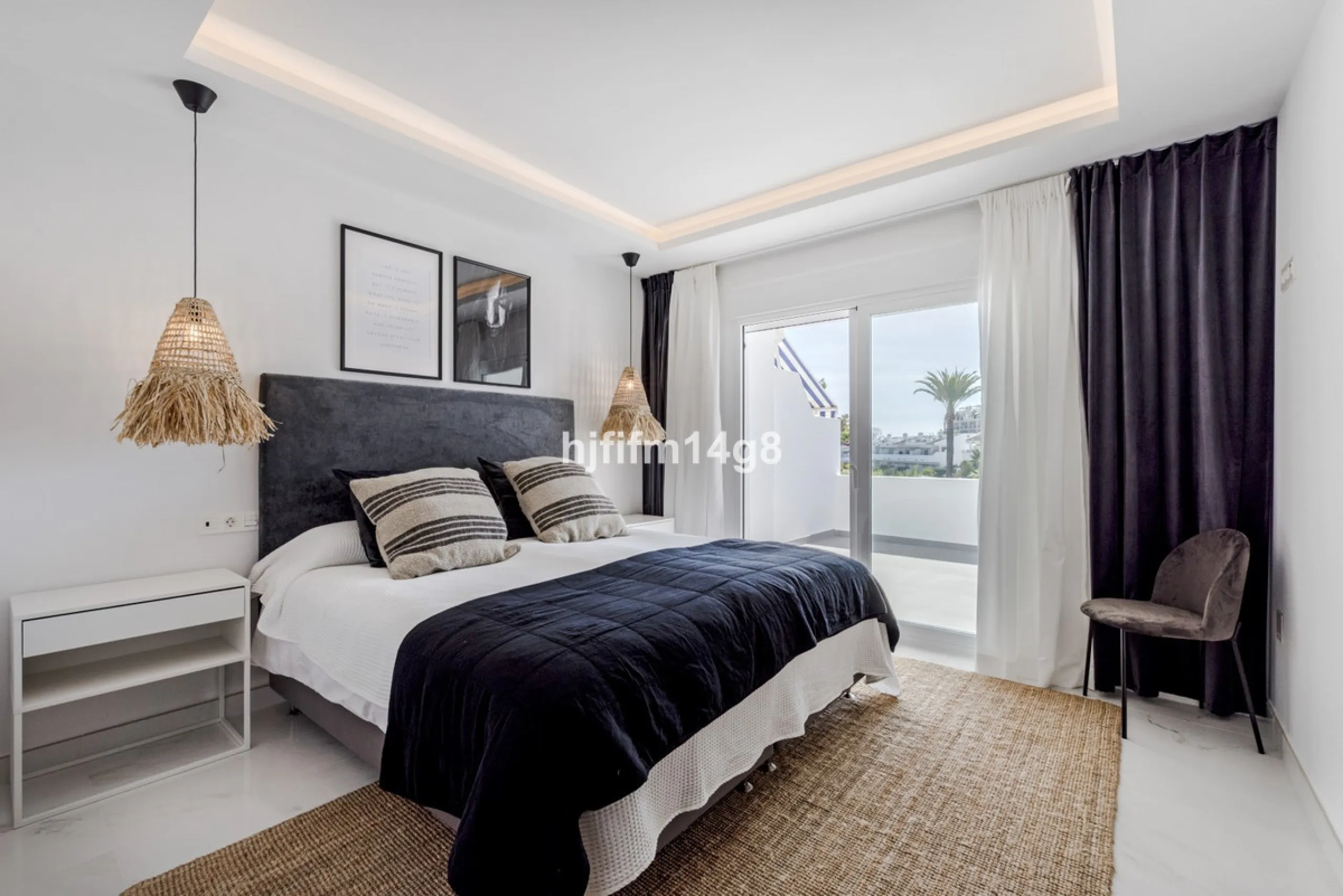 This beautifully reformed three-bedroom penthouse for sale in Los Dragos is ideally located in the sought-after Nueva Andalucia area of the Marbella area, offering an exceptional lifestyle with everyday conveniences right on the doorstep. Residents can en