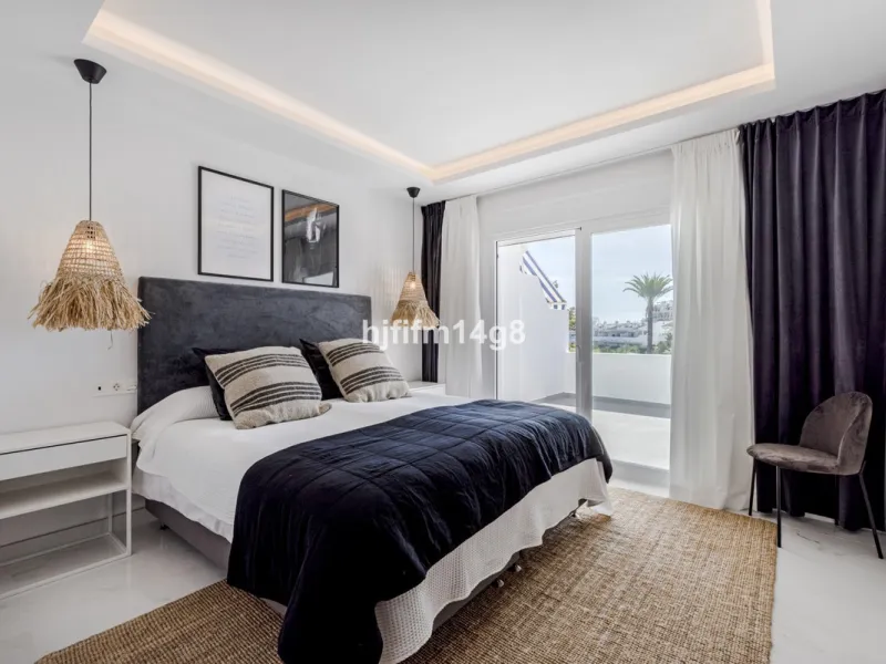 This beautifully reformed three-bedroom penthouse for sale in Los Dragos is ideally located in the sought-after Nueva Andalucia area of the Marbella area, offering an exceptional lifestyle with everyday conveniences right on the doorstep. Residents can en