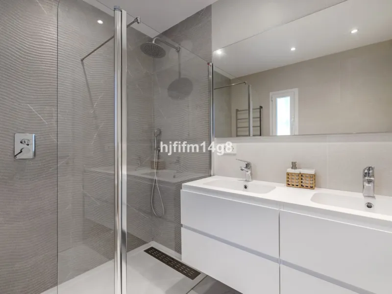 This beautifully reformed three-bedroom penthouse for sale in Los Dragos is ideally located in the sought-after Nueva Andalucia area of the Marbella area, offering an exceptional lifestyle with everyday conveniences right on the doorstep. Residents can en