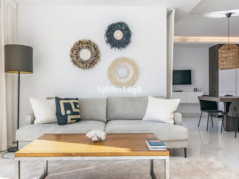 This beautifully reformed three-bedroom penthouse for sale in Los Dragos is ideally located in the sought-after Nueva Andalucia area of the Marbella area, offering an exceptional lifestyle with everyday conveniences right on the doorstep. Residents can en