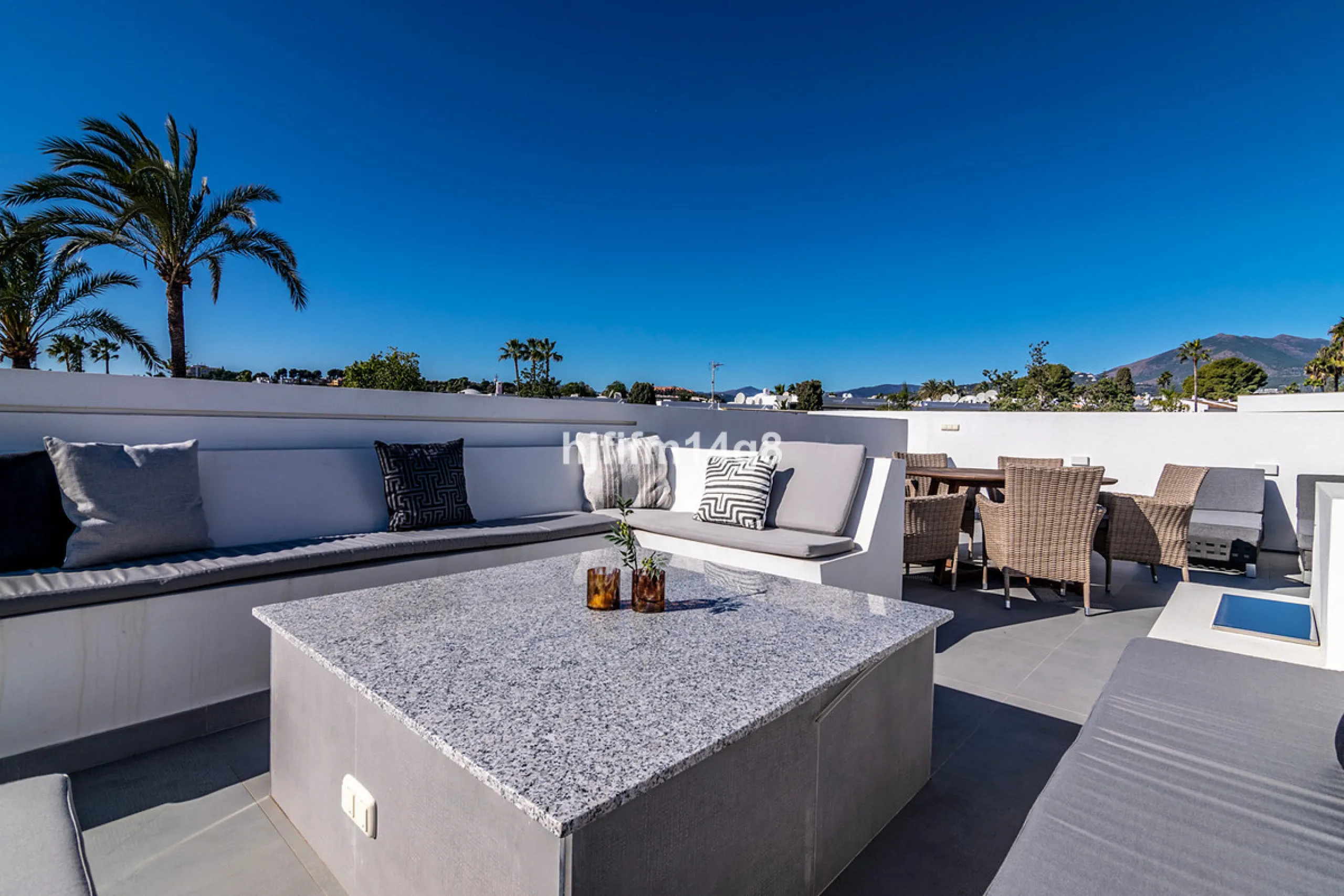This beautifully reformed three-bedroom penthouse for sale in Los Dragos is ideally located in the sought-after Nueva Andalucia area of the Marbella area, offering an exceptional lifestyle with everyday conveniences right on the doorstep. Residents can en