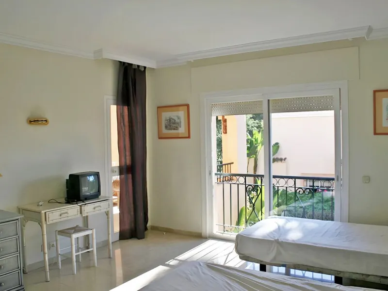 Duplex Penthouse in Venalmar: Beachside Elegance on the New Golden Mile