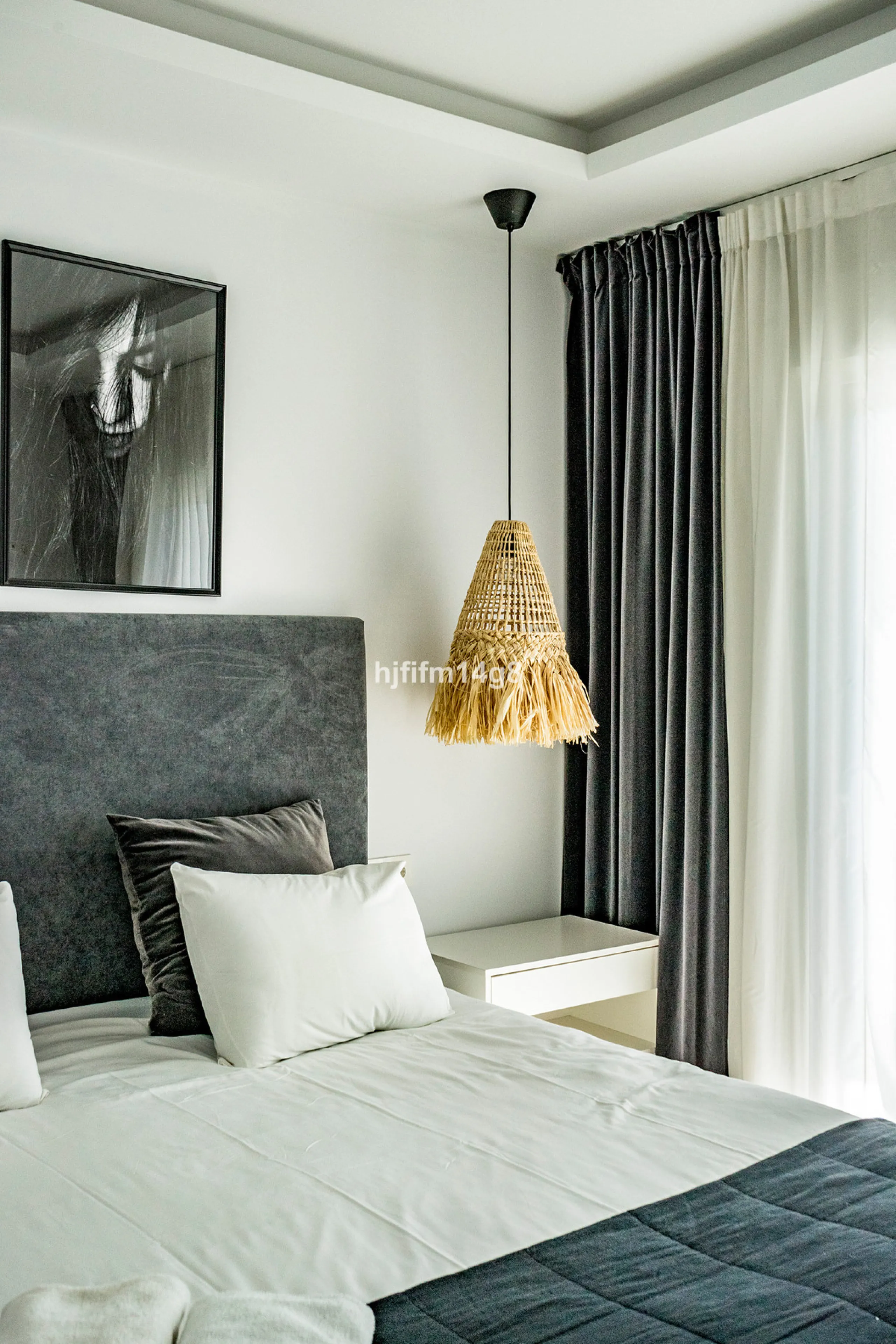 This beautifully reformed three-bedroom penthouse for sale in Los Dragos is ideally located in the sought-after Nueva Andalucia area of the Marbella area, offering an exceptional lifestyle with everyday conveniences right on the doorstep. Residents can en
