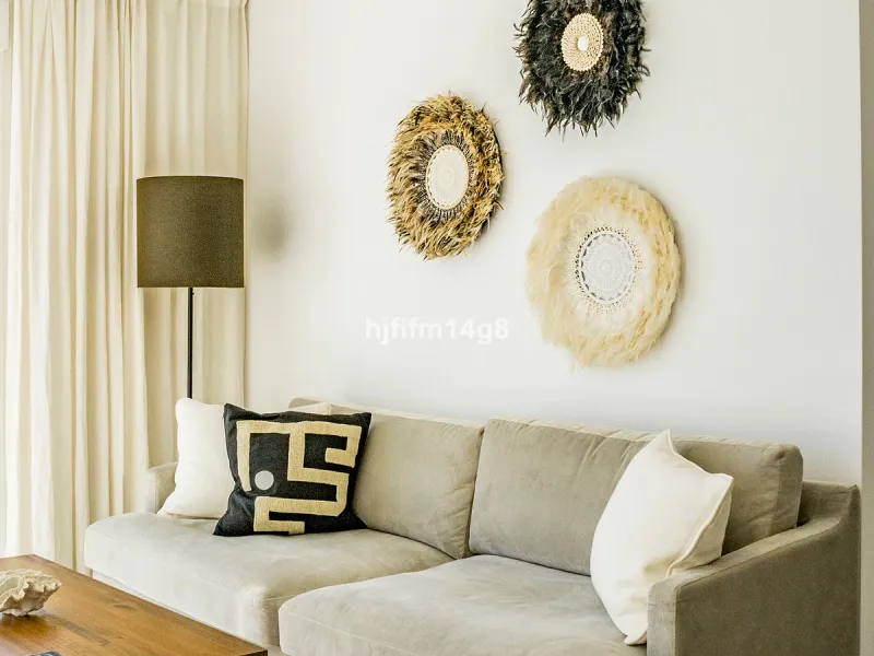 This beautifully reformed three-bedroom penthouse for sale in Los Dragos is ideally located in the sought-after Nueva Andalucia area of the Marbella area, offering an exceptional lifestyle with everyday conveniences right on the doorstep. Residents can en